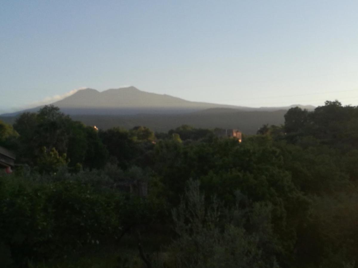 Casa Vacanza Tra Etna E Taormina Villa Ginevra Piedimonte Etneo Buitenkant foto